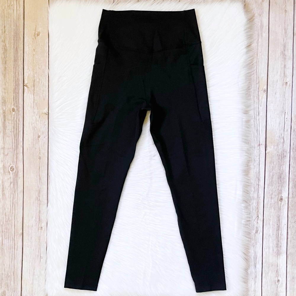 The North Face Women’s Motivation High Rise 7/8 Pocket Tights - Picture 4 of 10